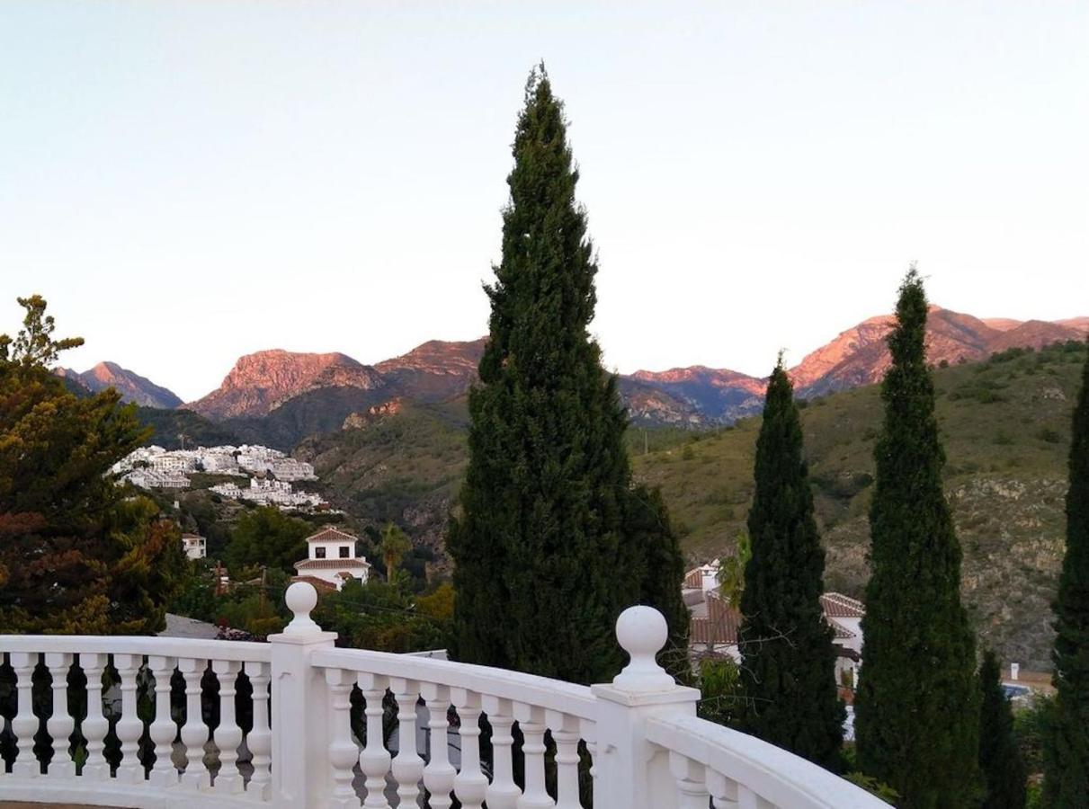 Villa Las Mariquitas, With Heated Pool Frigiliana Exterior photo